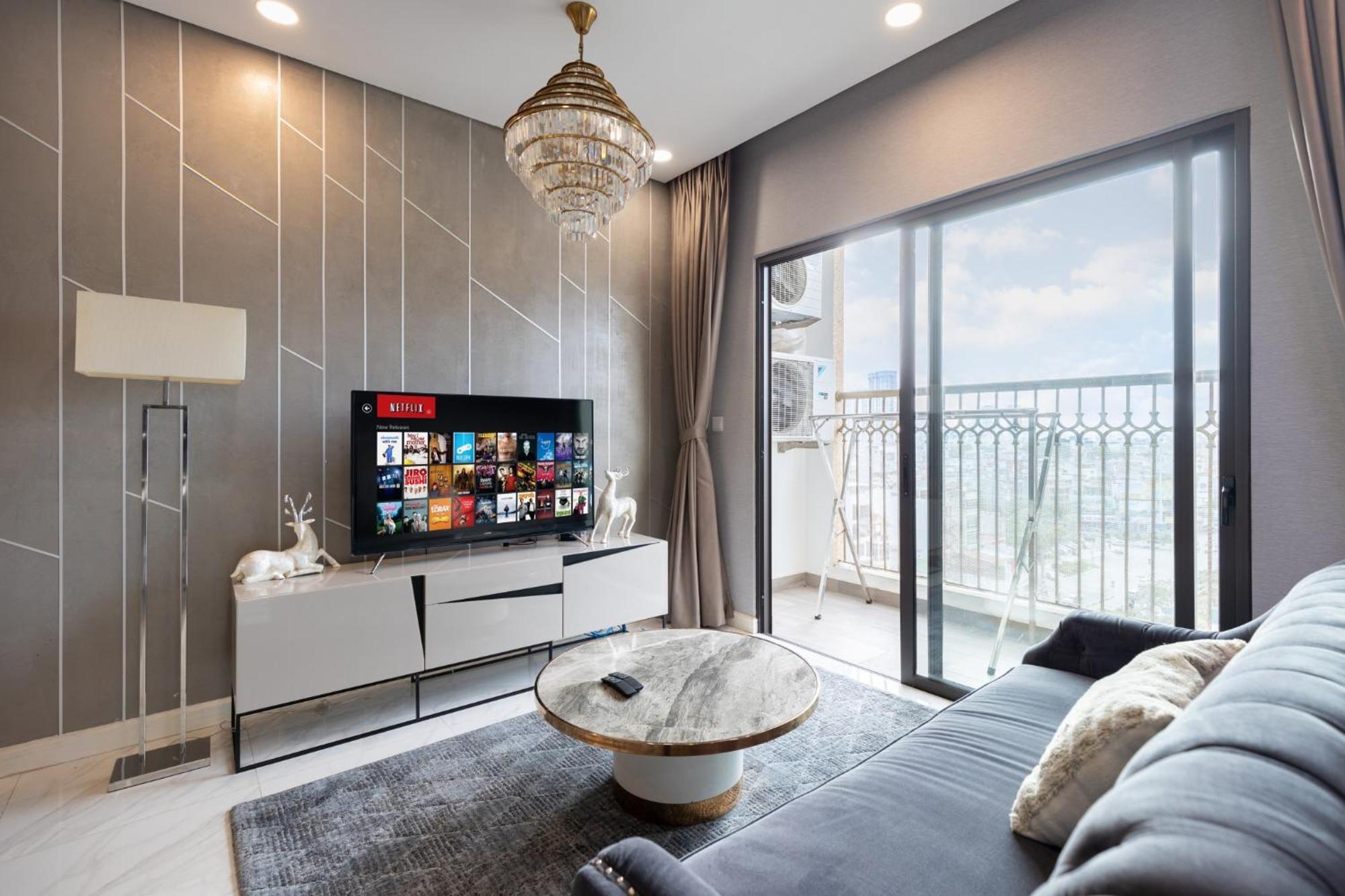 Muse Hanoi Lake View Luxury Apartment - D' Eldorado Exterior photo